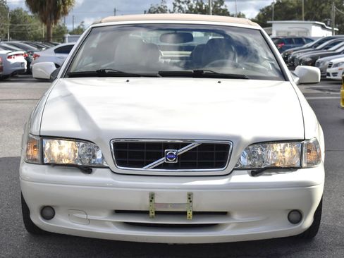 Used 2004 Volvo C70 LT image 2
