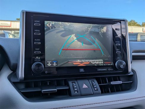 Used 2021 Toyota RAV4 Limited image 22