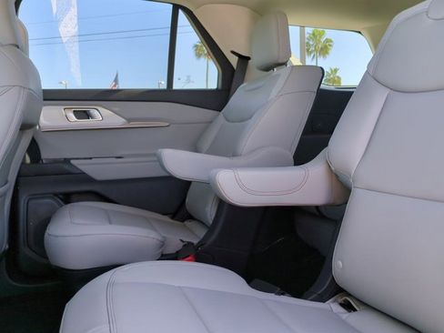 New 2026 Ford Explorer Active w/ Active Comfort Package image 14