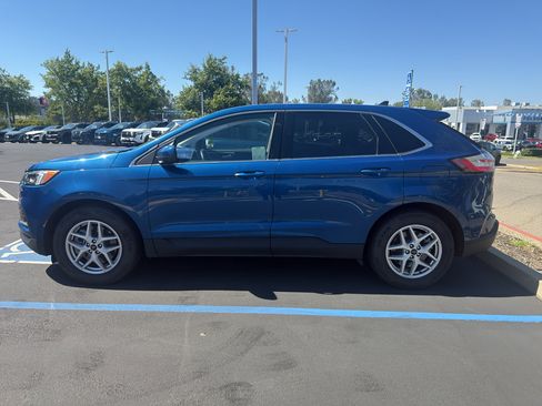 Used 2023 Ford Edge SEL AWD/4WD image 5