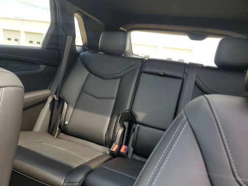 Used 2022 Cadillac XT5 Premium Luxury w/ Technology Package image 29