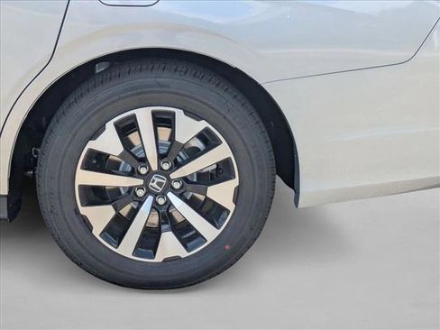 New 2026 Honda Odyssey EX-L image 15