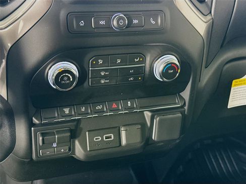 New 2026 GMC Sierra 3500 Pro AWD/4WD image 9