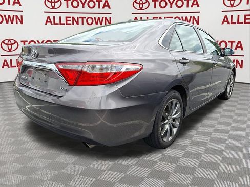 Used 2016 Toyota Camry XLE w/ Moonroof Package FWD image 6