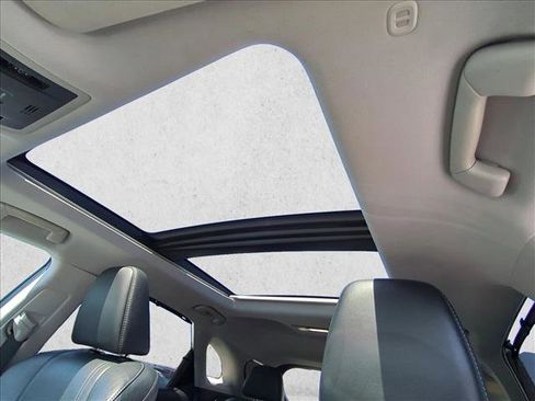 Used 2016 Lexus RX 350 w/ Luxury Package image 16