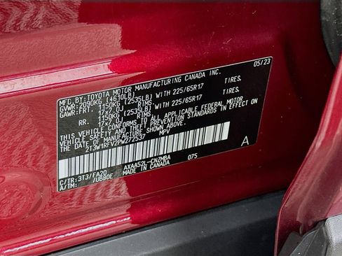 Used 2023 Toyota RAV4 XLE FWD image 32