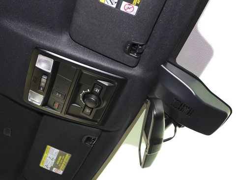 Used 2022 Toyota Tacoma TRD Off-Road image 17