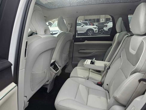 New 2025 Volvo EX90 Ultra AWD/4WD image 19