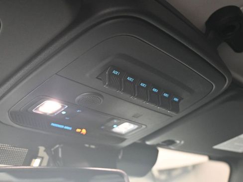 New 2025 Ford Bronco Badlands image 28