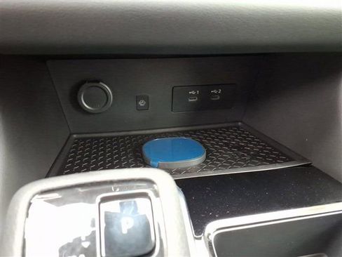 New 2026 Nissan Pathfinder Platinum image 13