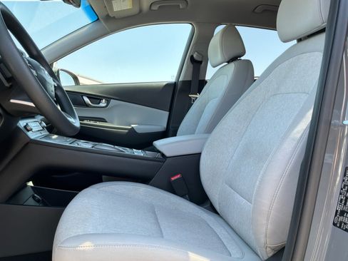 Used 2023 Hyundai Kona SE w/ Cargo Package FWD image 16
