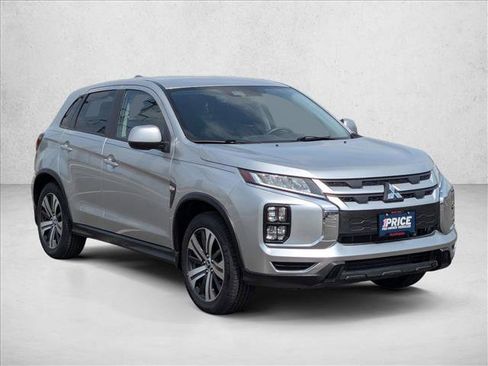 Used 2023 Mitsubishi Outlander Sport AWD image 3