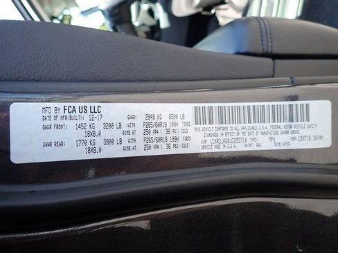 Used 2018 Dodge Durango SXT w/ 3rd Row Seating Group AWD/4WD image 14