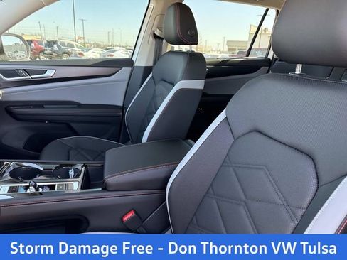 New 2026 Volkswagen Atlas Peak Edition AWD/4WD image 14