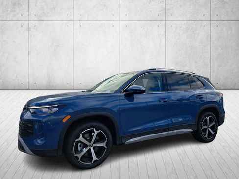 New 2025 Volkswagen Tiguan SE image 9