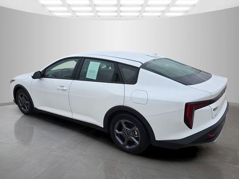 Used 2025 Kia K4 FWD image 10