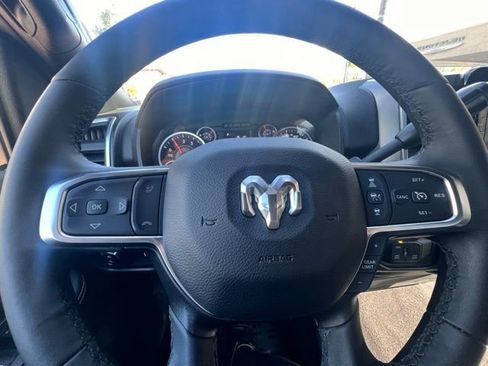 Used 2025 RAM 2500 Big Horn AWD/4WD image 15