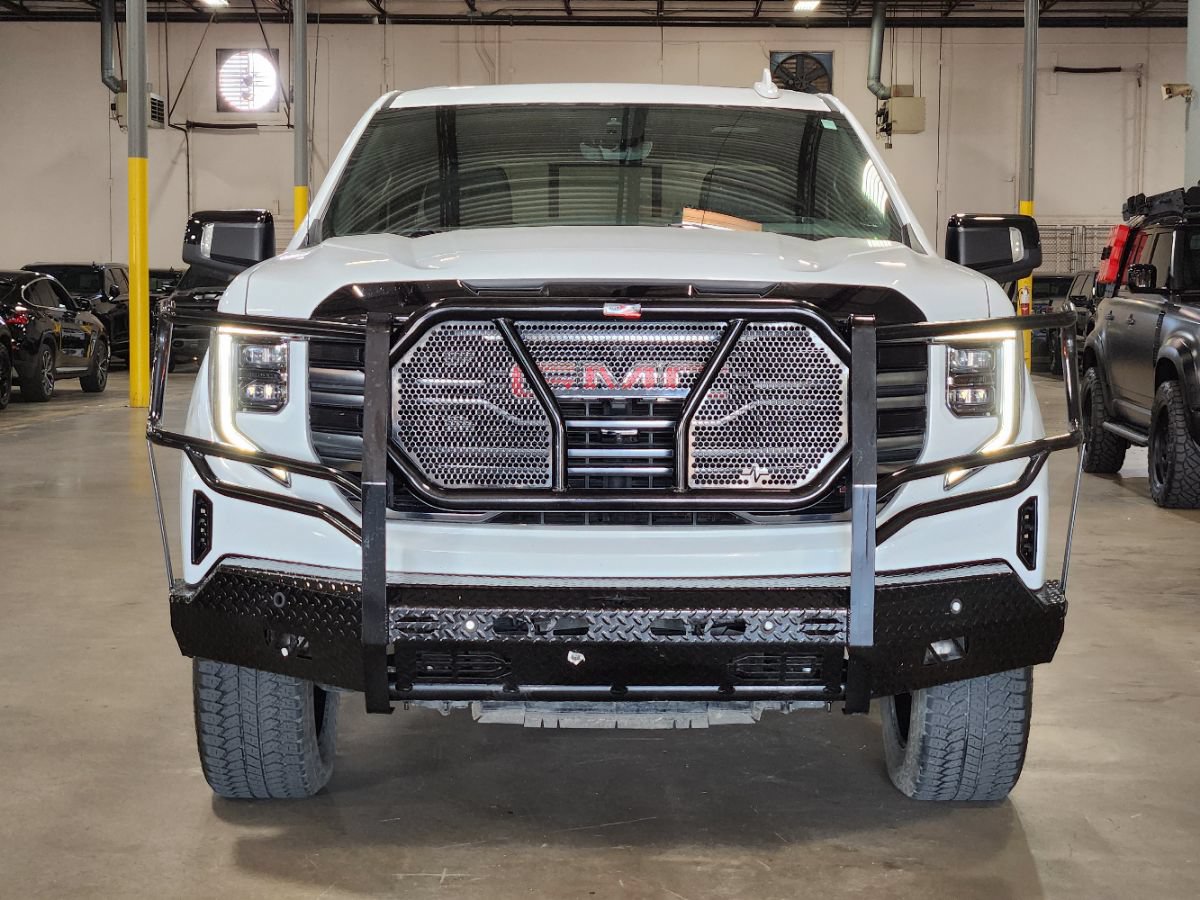 Used 2025 GMC Sierra 1500 AT4 w/ AT4 Premium Package AWD/4WD image 2
