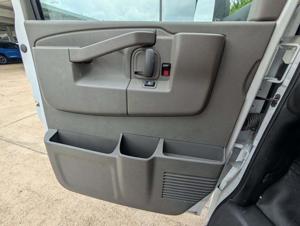 New 2025 Chevrolet Express 3500 w/ Power Convenience Package RWD image 6