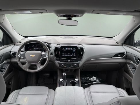 Used 2019 Chevrolet Traverse LT image 10