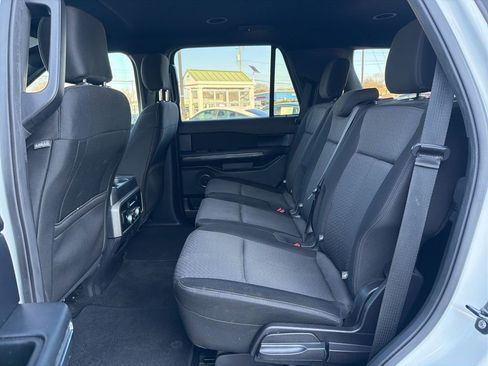 Used 2020 Ford Expedition XLT image 25