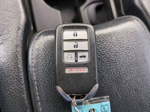 Used 2020 Honda Civic Sport image 26