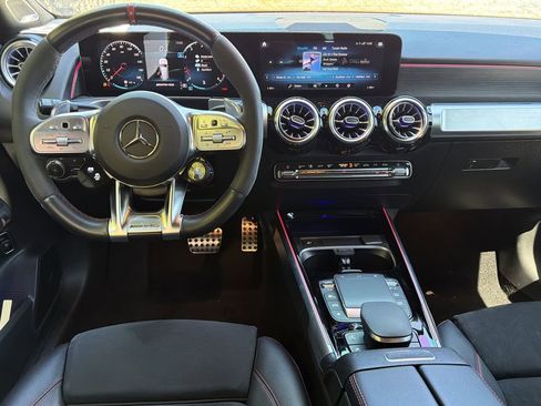 Used 2022 Mercedes-Benz GLB 35 AMG 4MATIC image 23
