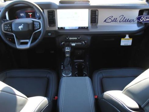 New 2025 Ford Bronco Outer Banks image 12