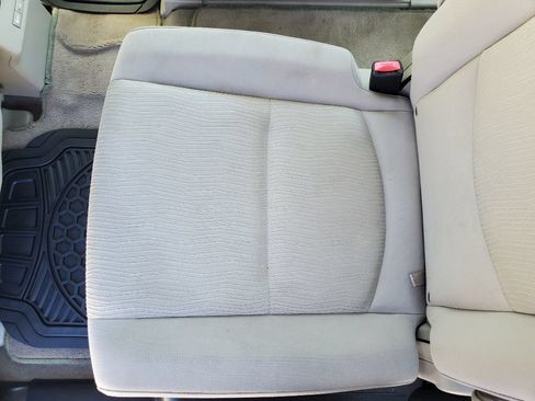 Used 2010 MAZDA MAZDA5 Sport FWD image 23
