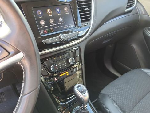 Used 2022 Buick Encore Preferred w/ Safety Package image 23