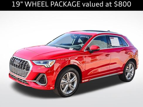 Used 2023 Audi Q3 2.0T Premium w/ 19" Wheel Package image 3