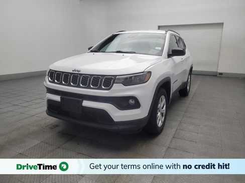 Used 2024 Jeep Compass Latitude AWD/4WD image 1