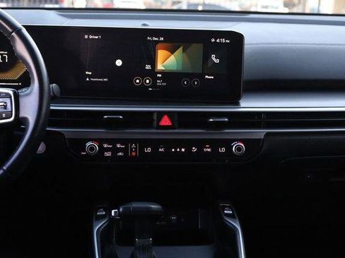 Used 2024 Kia Sorento S image 24