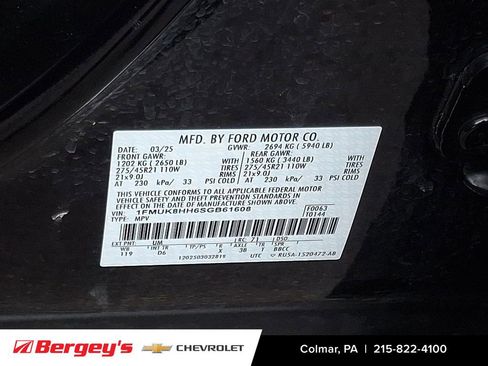 Used 2025 Ford Explorer Platinum w/ LUX Leather Package AWD/4WD image 32
