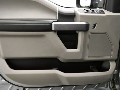 Used 2020 Ford F250 XLT w/ XLT Value Package image 13