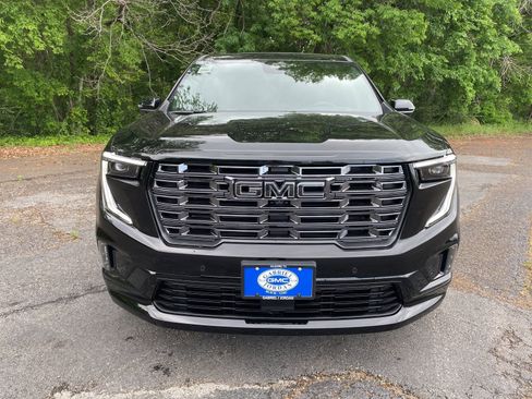 New 2026 GMC Acadia Denali Ultimate FWD image 8