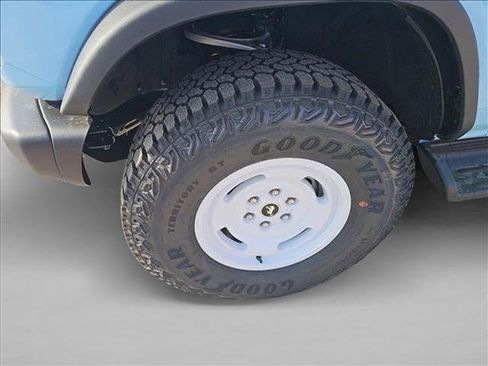 New 2025 Ford Bronco Heritage Edition image 9