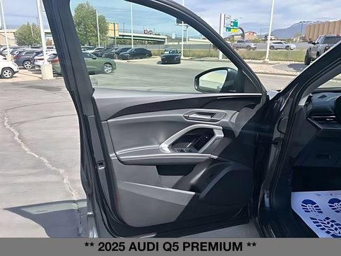 Certified 2025 Audi Q5 Premium w/ Convenience Package AWD/4WD image 20