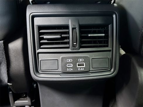 New 2026 Subaru Forester Premium image 24