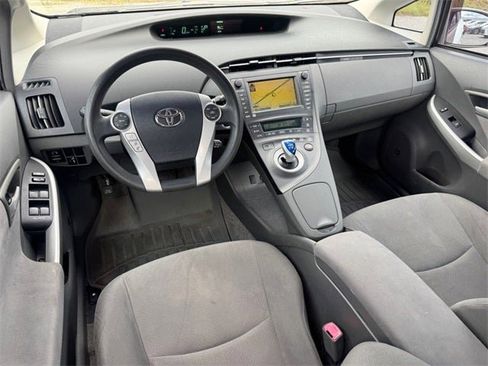 Used 2010 Toyota Prius Three image 11