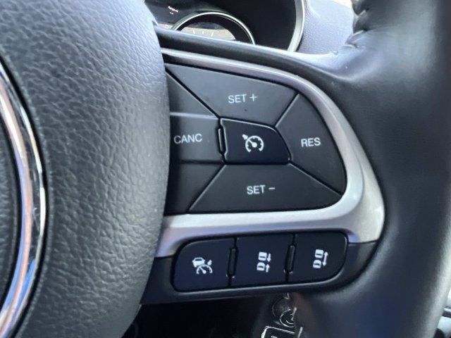 Used 2021 Jeep Compass Latitude w/ Sun and Sound Group AWD/4WD image 32