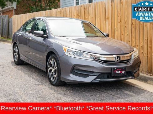 Used 2016 Honda Accord LX image 3