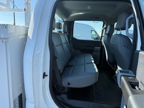 New 2026 Ford F250 XL w/ XL Chrome Package RWD image 24