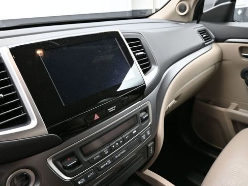 Used 2019 Honda Ridgeline RTL-T image 13