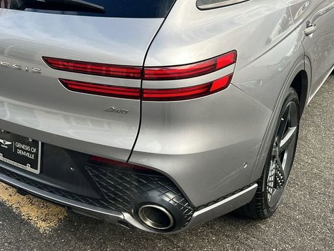 Used 2022 Genesis GV70 2.5T w/ Sport Prestige Package image 16