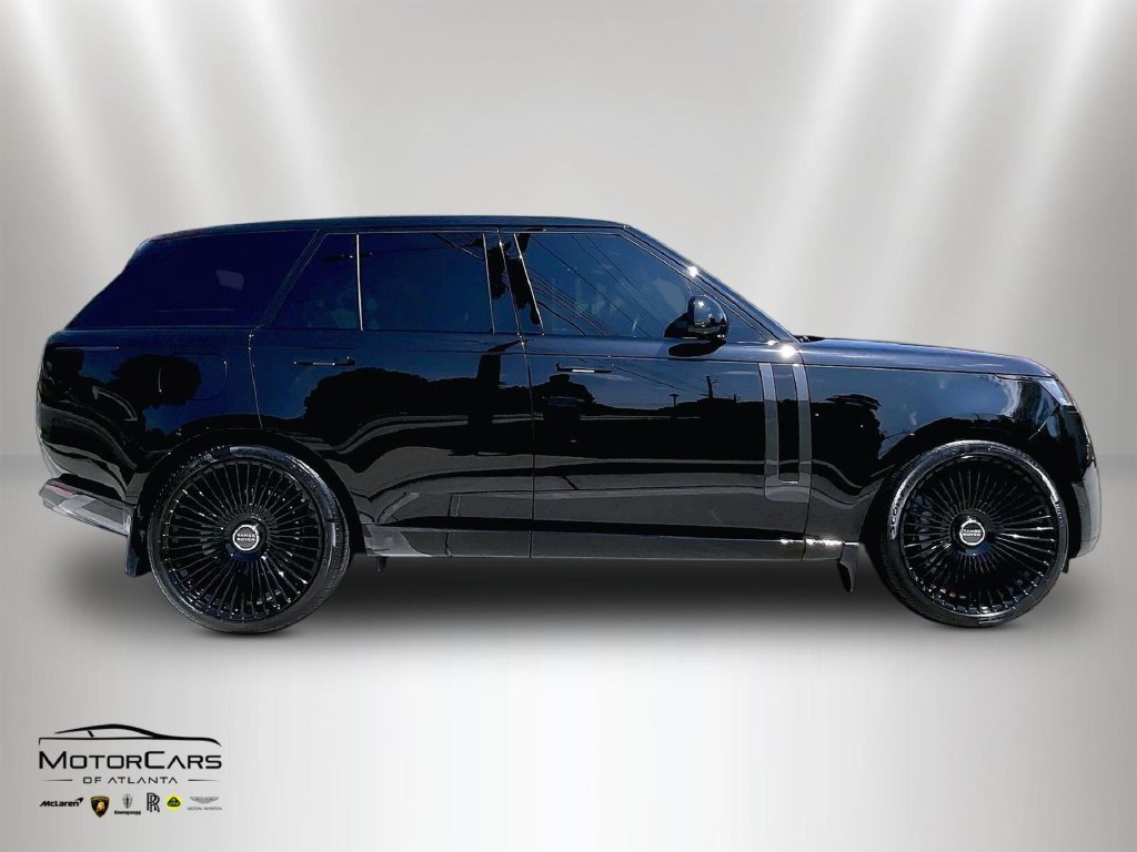 Used 2025 Land Rover Range Rover SE AWD/4WD image 6
