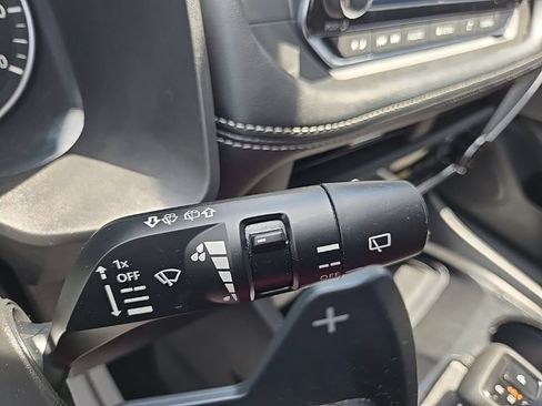 Used 2023 Nissan Rogue SV AWD/4WD image 45