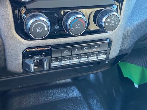 New 2026 RAM 2500 Tradesman w/ Bed Convenience Group image 21