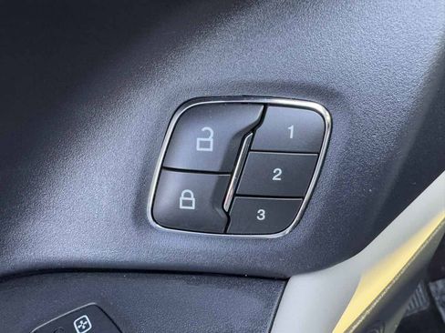 Used 2020 Ford Expedition Platinum image 25