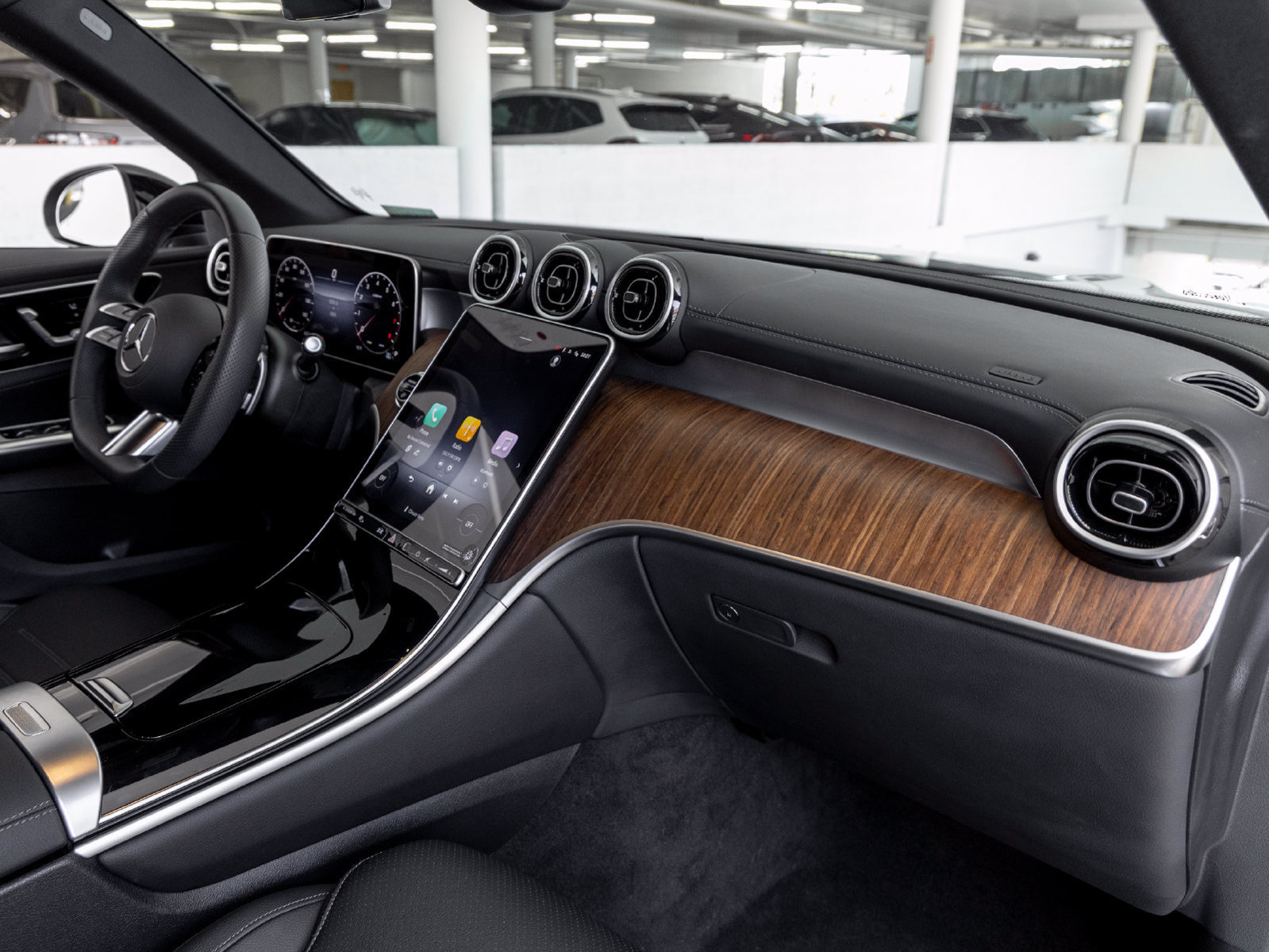 Certified 2026 Mercedes-Benz GLC 300 image 30